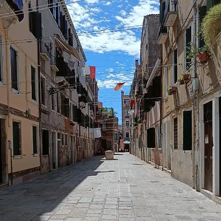 Biennale Area With Terrace And View! *